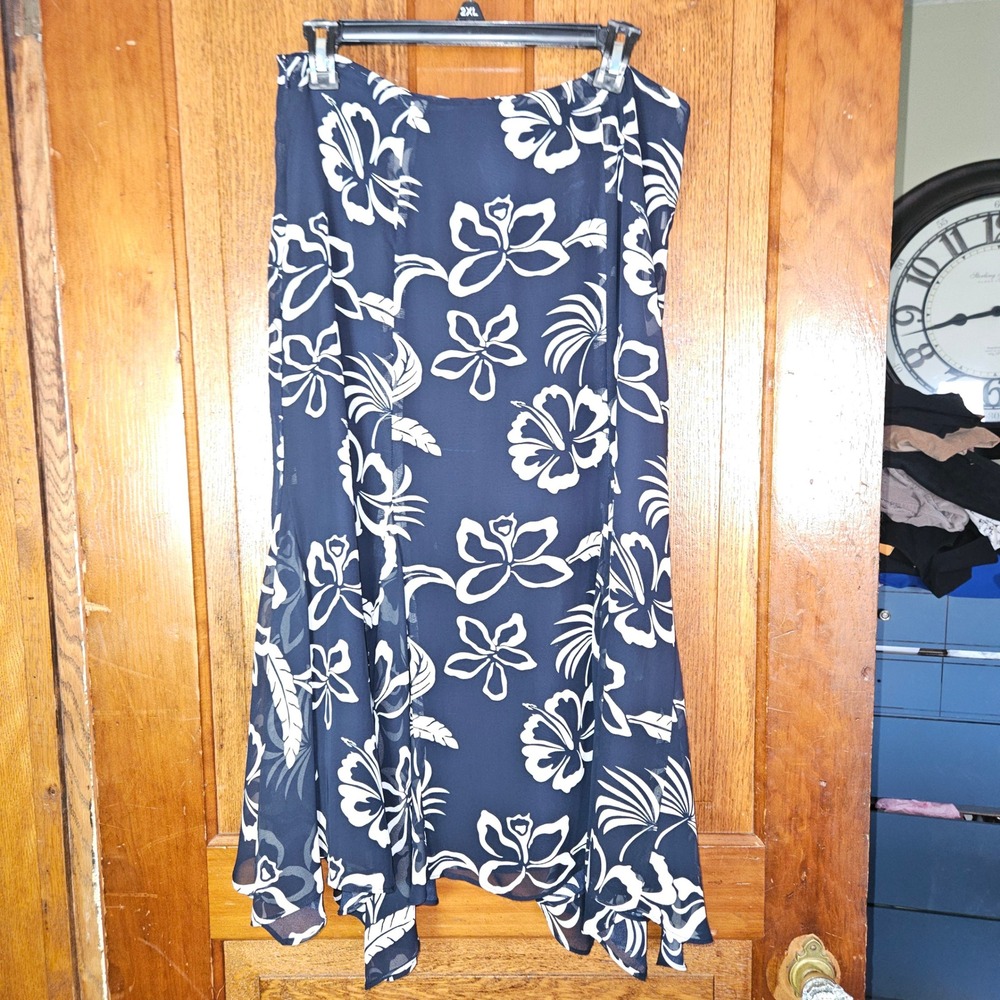 Chaps Skirt Women Size 10 Navy Blue White Hibiscus Floral Print Midi A-Line Zip